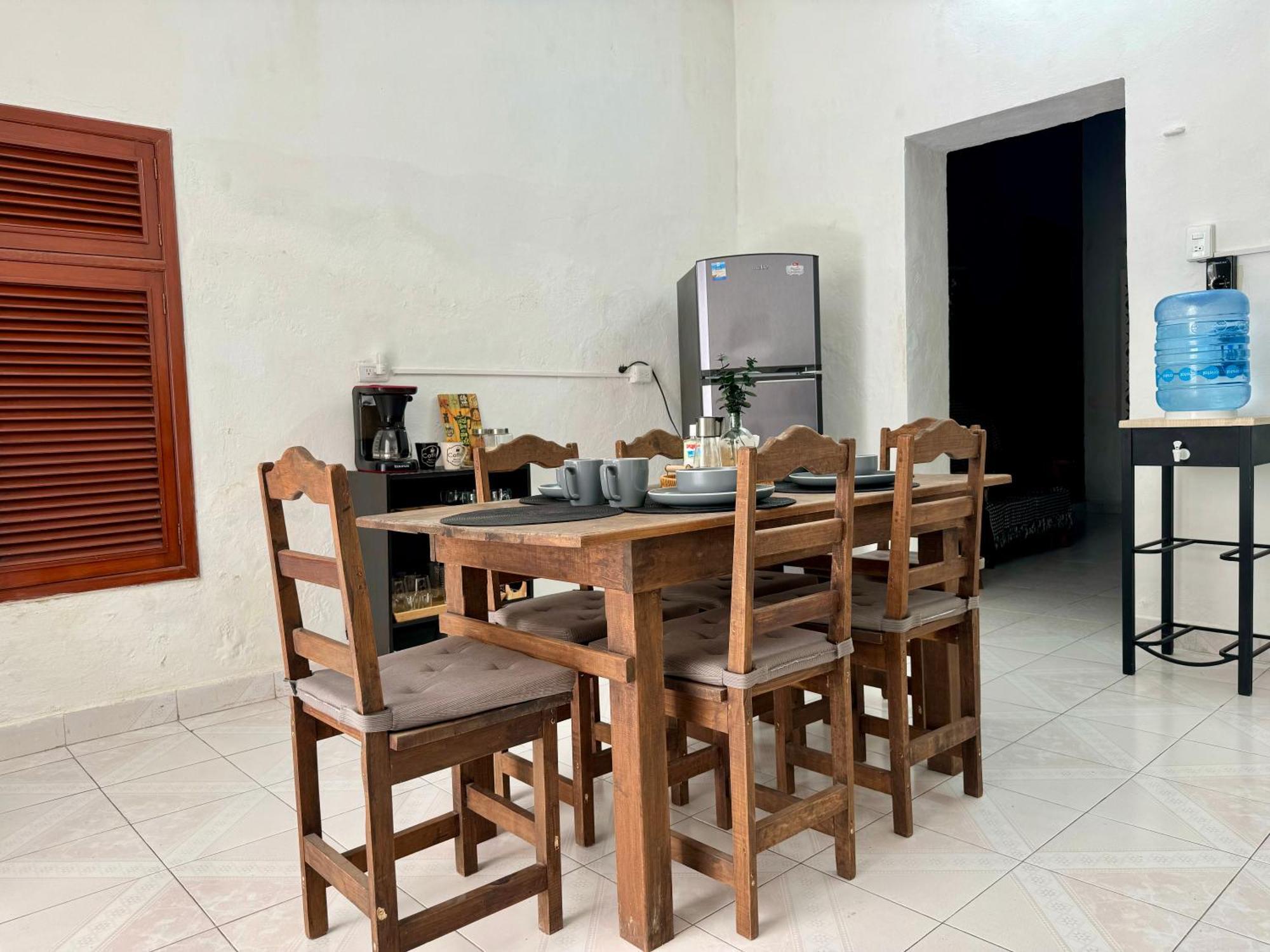 Casita Azul Colonial En El Centro De Merida. 외부 사진
